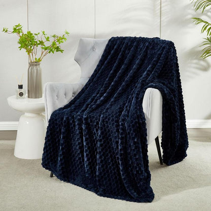 White Fleece Throw Blanket for Couch - Super Soft Cozy Blankets for Women, Cute Small Blanket for Girls, 50X60 Inches